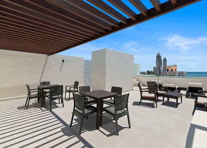 Apartment Luumha Private Hot Tub 7 Rooftop Pools Access *